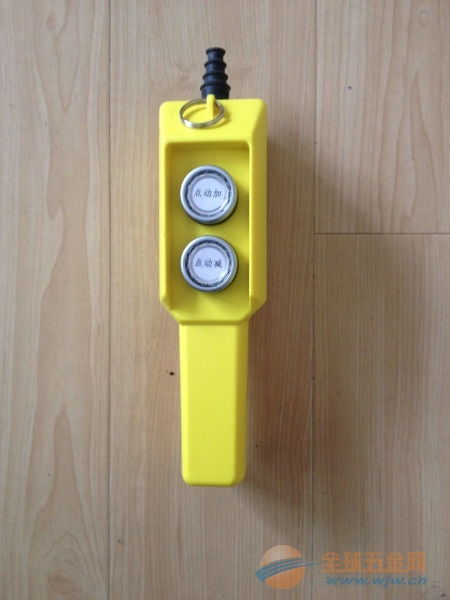 集装箱码头无线遥控器的革新与应用